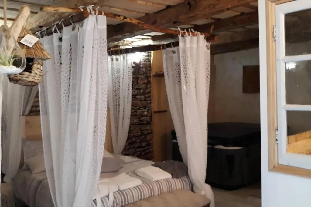 Apartamento Célèzen Gite de charme avec spa Brengues